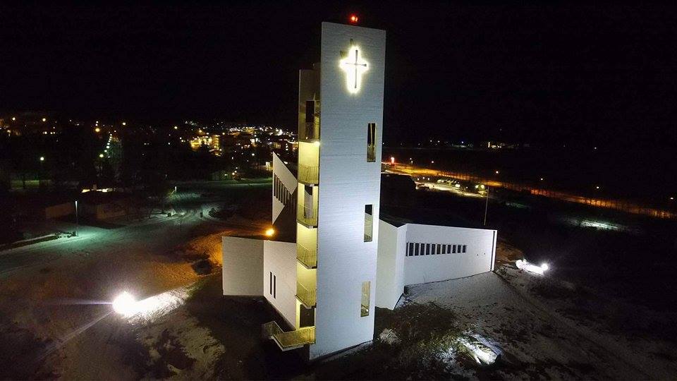 17012563_10154379043073595_1339188612_n